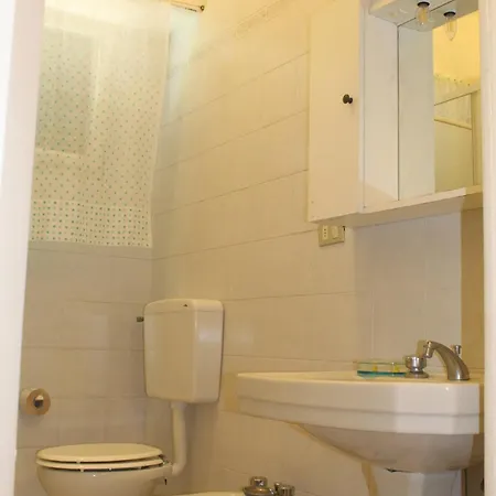 Baisi Vila